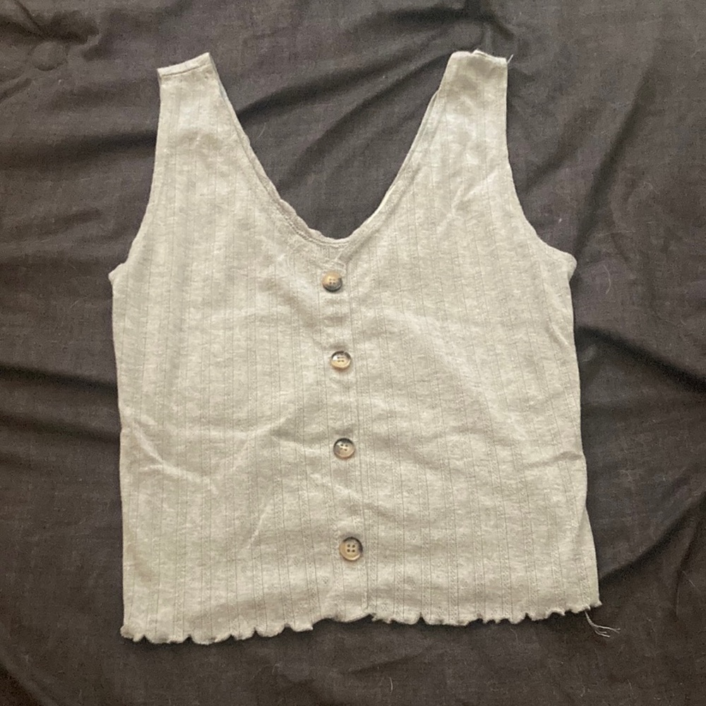 Grey cropped tank